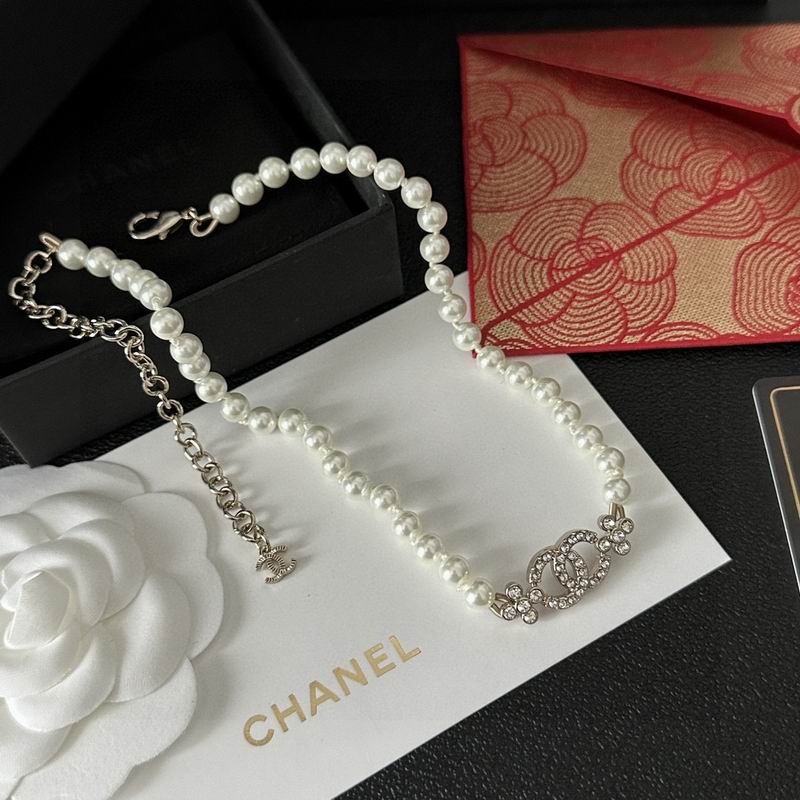 Chanel necklace 1lyx78